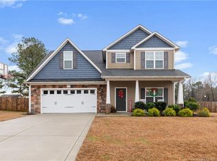 181 Remington Hill Dr, Bunnlevel, NC 28323
