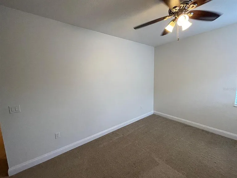 2745 Peony Dr — Photo 38