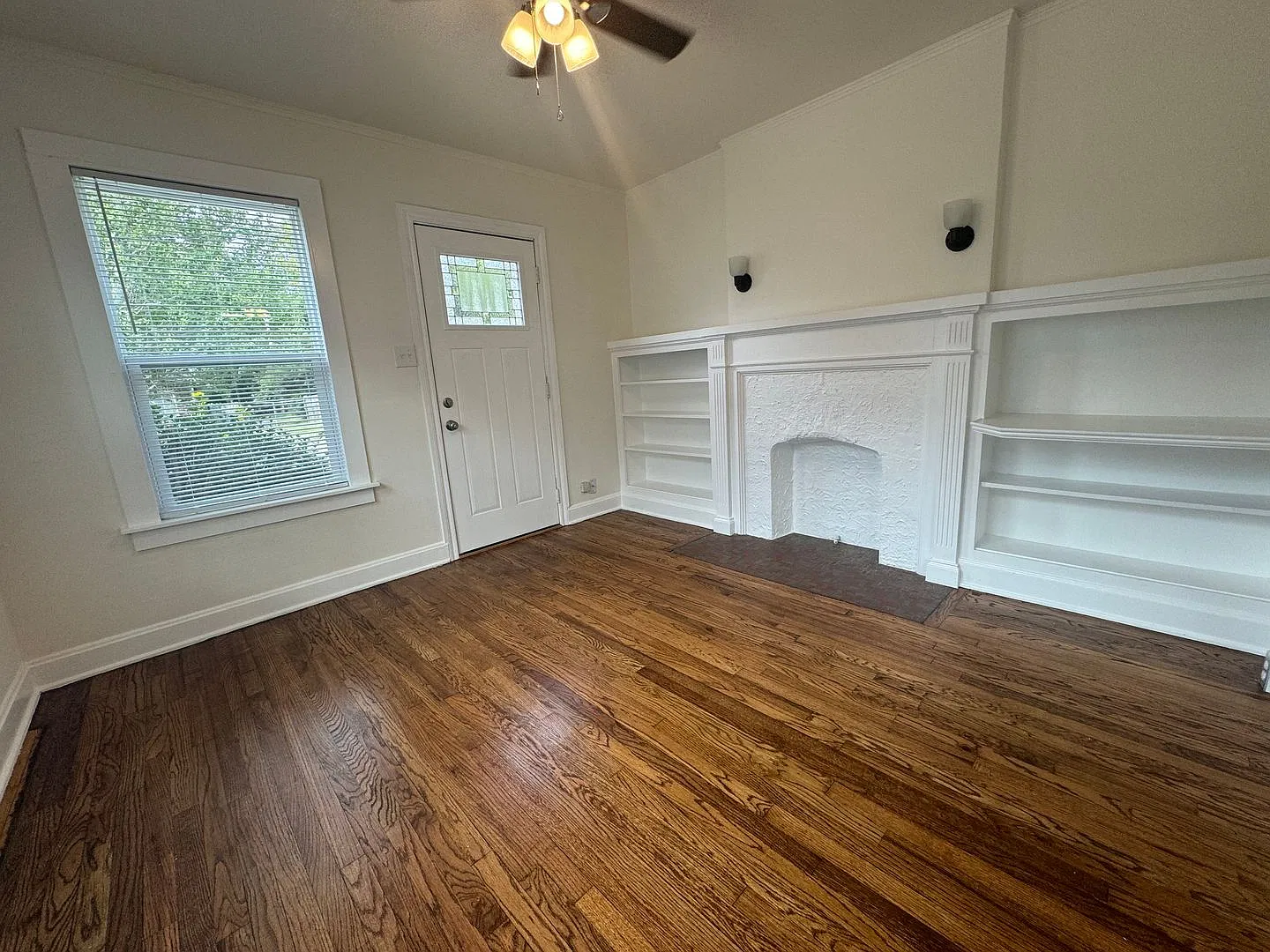 Adorable One bedroom One bathroom duplex located in Tulsa Near Mother Road Market — Photo 4