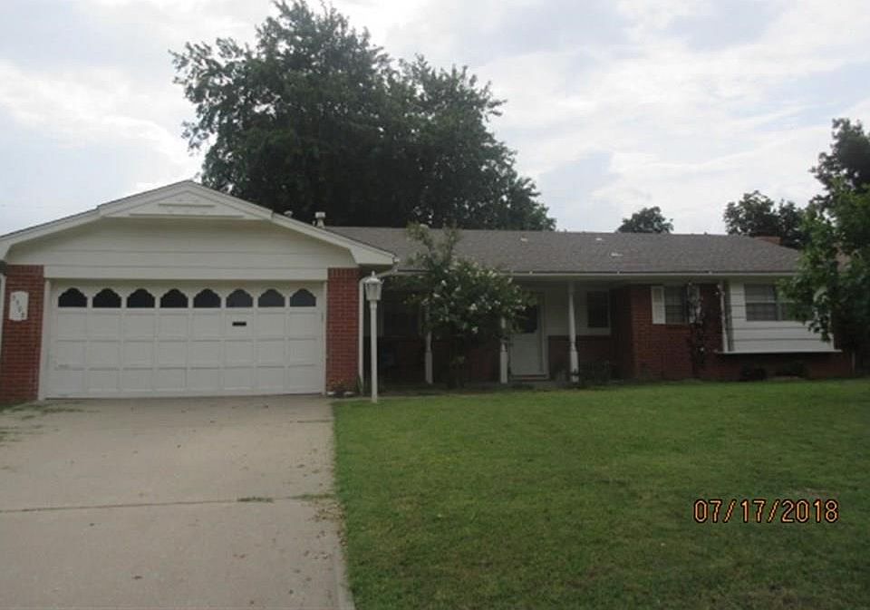 1st image of 3508 Woodvale Dr