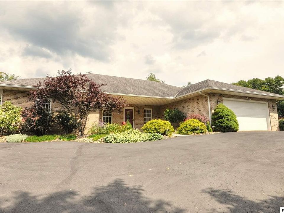 1st image of 310 Vernonview Dr