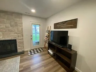 2310 Troy Ct — Photo 17