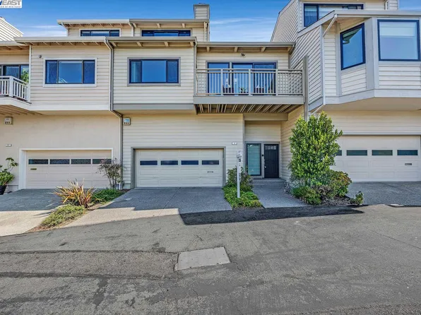 5 Treasure Hl, Oakland, CA 94618