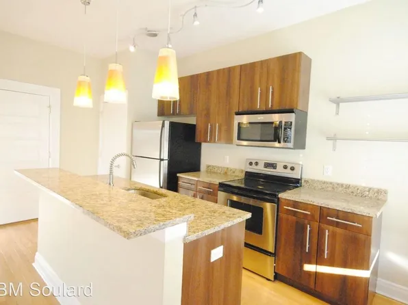 1520 S Grand Blvd, Saint Louis, MO 63104