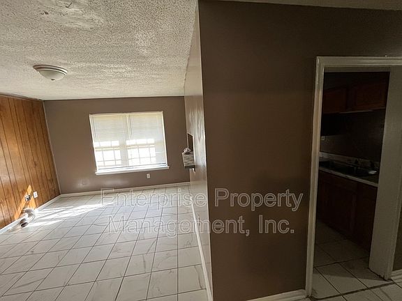 5th image of 3682 Skylark Dr