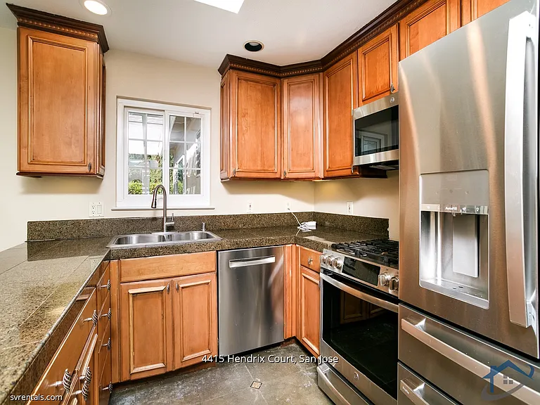 4415 Hendrix Ct — Photo 8