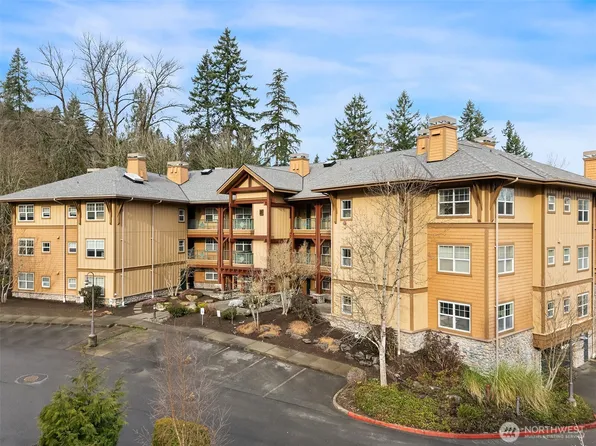 1000 Cabin Creek Lane SW #B204, Issaquah, WA 98027