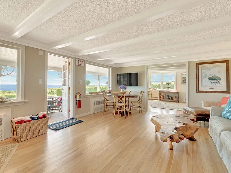 681 Old Montauk Hwy — Photo 9