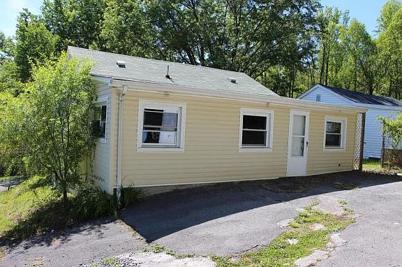 2nd image of 281 Alabama St