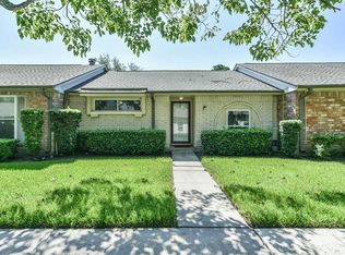 3756 Laura Leigh Ln, Friendswood, TX 77546