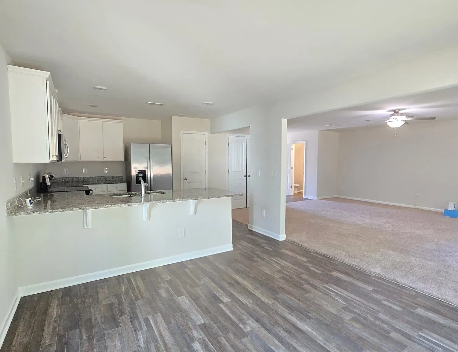 4 bed, 2201 sqft, $1,900 — Photo 2
