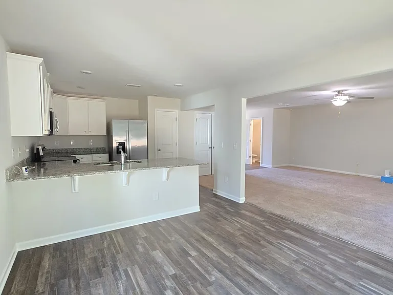 4623 Hazelburn Dr — Photo 9