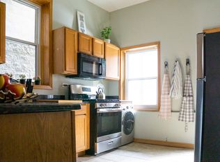 1517 W Taylor St #2, Chicago, IL 60607