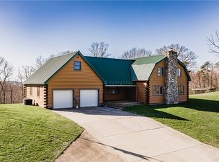 10322 Staunton Tpke, Walker, WV 26180