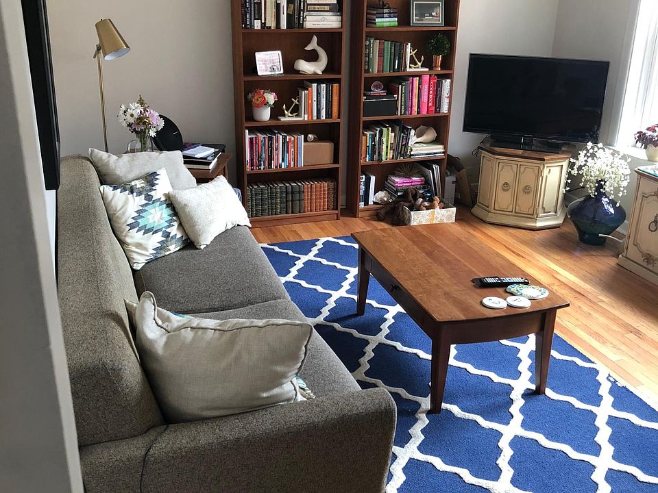 1st image of 1456 W Winnemac Ave APT 1E