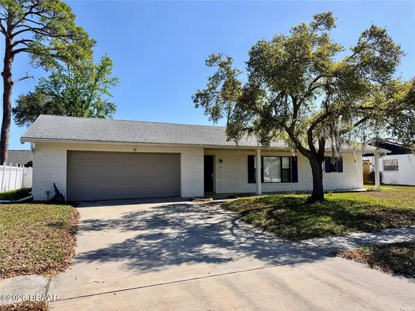 1325 Mollie Rd, Daytona Beach, FL 32114
