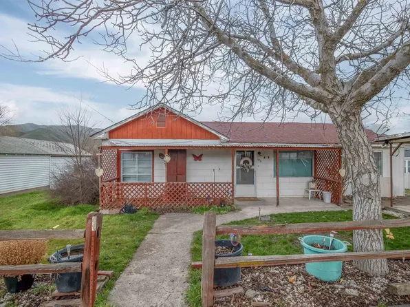 1456 Maple St, Clarkston, WA 99403