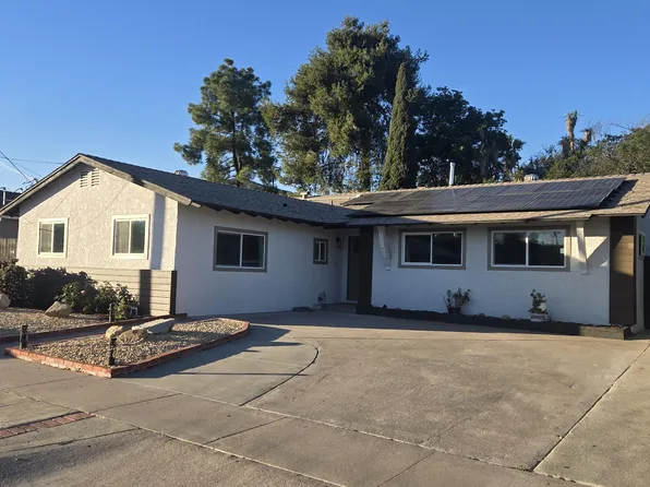 8202 Beaver Lake Dr, San Diego, CA 92119