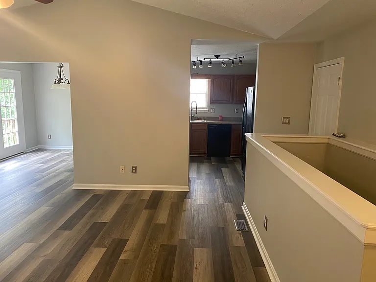 312 Reba Jackson Dr — Photo 5