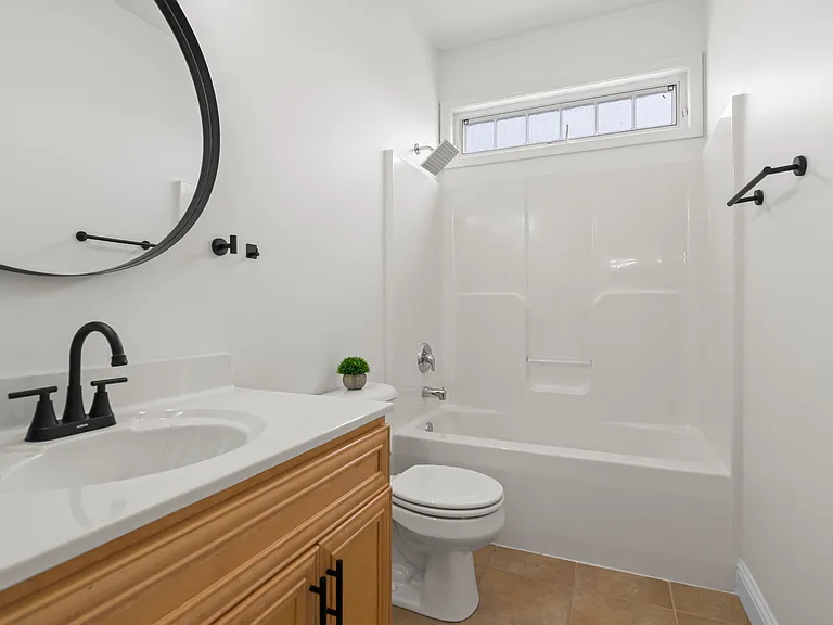 230 Independence Blvd — Photo 20