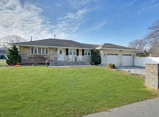 51 Brookside Ave, Old Bridge, NJ 08857