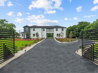 3237 Harkey Rd, Pearland, TX 77584