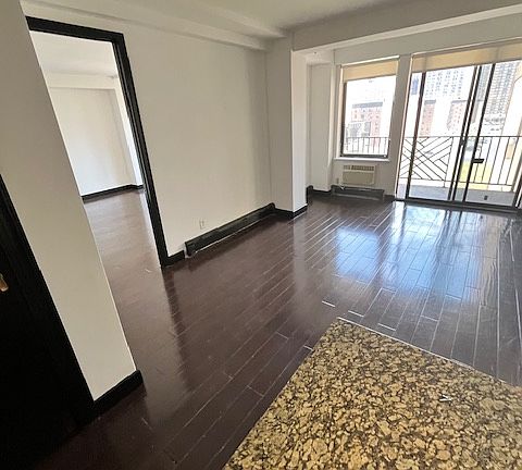 BIGGER THAN MOST 2 BEDS IN BUILDING