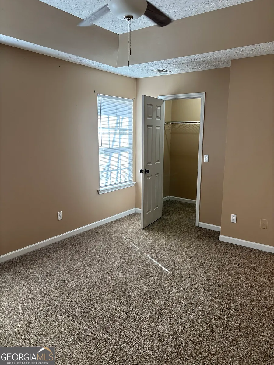 Building Photo - 6111 Camden Forrest Dr