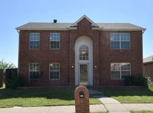 4333 Apple Dr, Carrollton, TX 75010