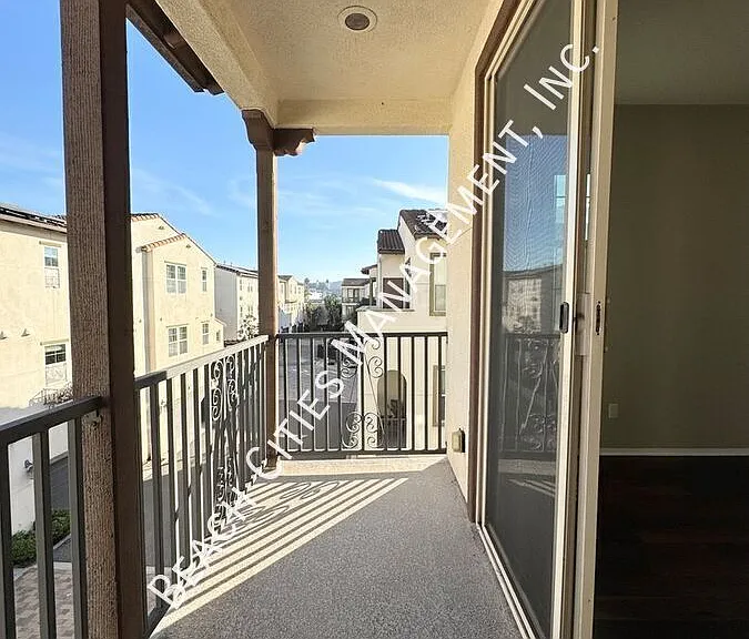1885 Orizaba Ave #104 — Photo 21