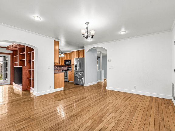 3rd image of 1775 SW 8th St