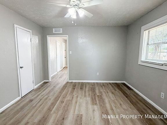 5th image of 3509 Avenue S #A