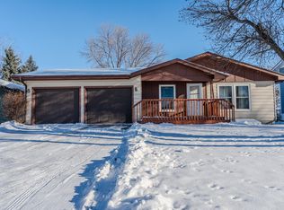 1128 19th St N, Moorhead, MN 56560