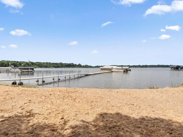 21018 Karoline Ct N, Forest Lake, MN 55025