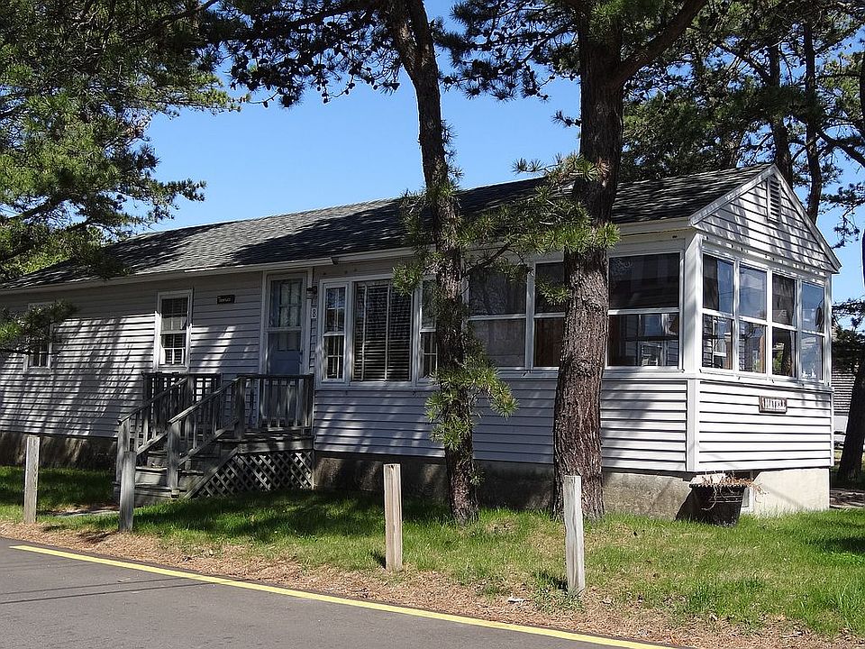 1st image of 8 Tripoli Ave