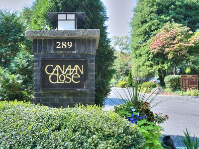 289 New Norwalk Road #8, New Canaan, CT, 06840