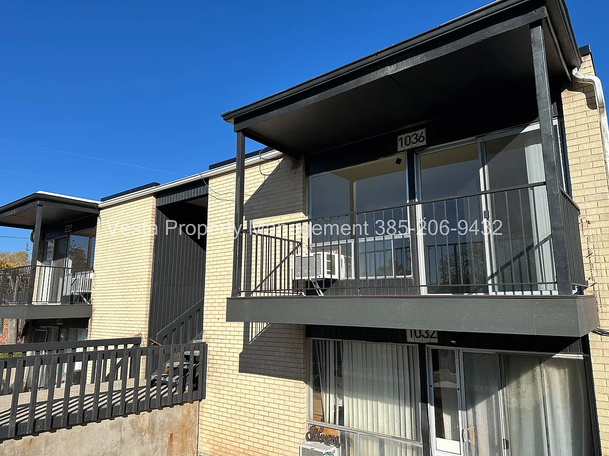 Building Photo - 1036 Healy St