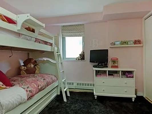 Sold by Corcoran | media 2