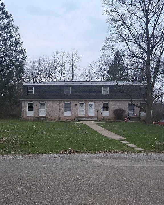 1st image of 2781 Thackeray Ave NW