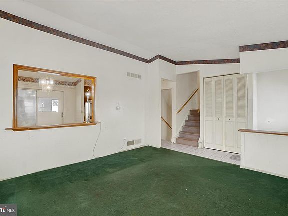 5th image of 126 Claremont Dr