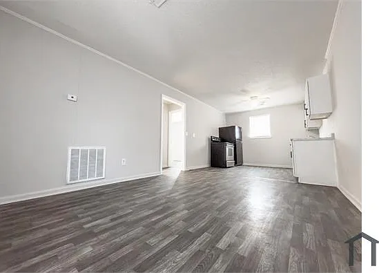 2 bed, 625 sqft, $1,450 — Photo 2