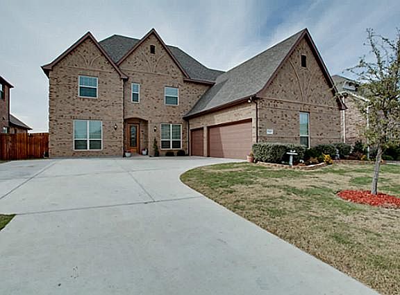 3rd image of 7507 Taylor Ln