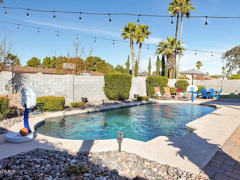 4820 E Poinsettia Dr — Photo 19