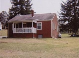 292 W Allegheny Rd, Imperial, PA 15126