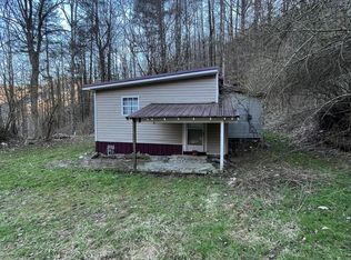 41 Cochran Rd, Evarts, KY 40828
