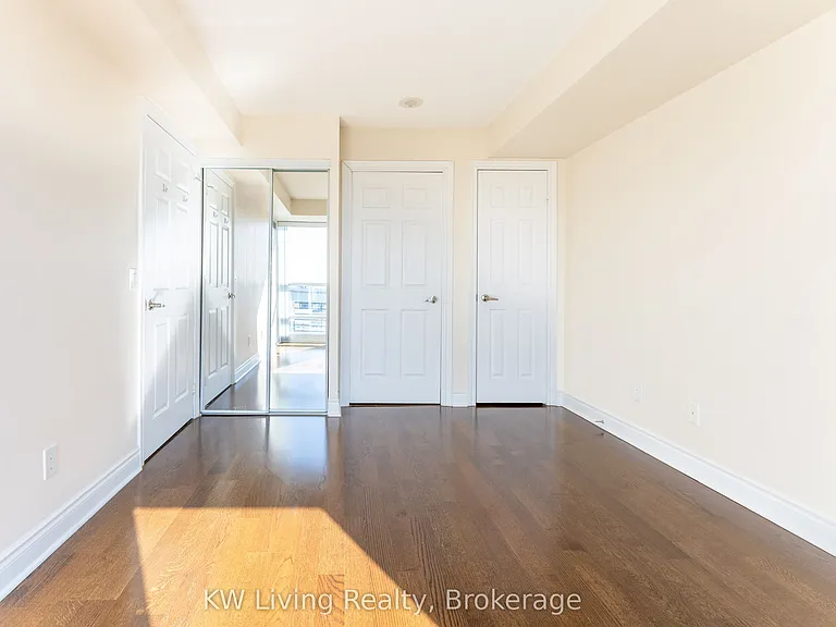 763 Bay St #4009 — Photo 9