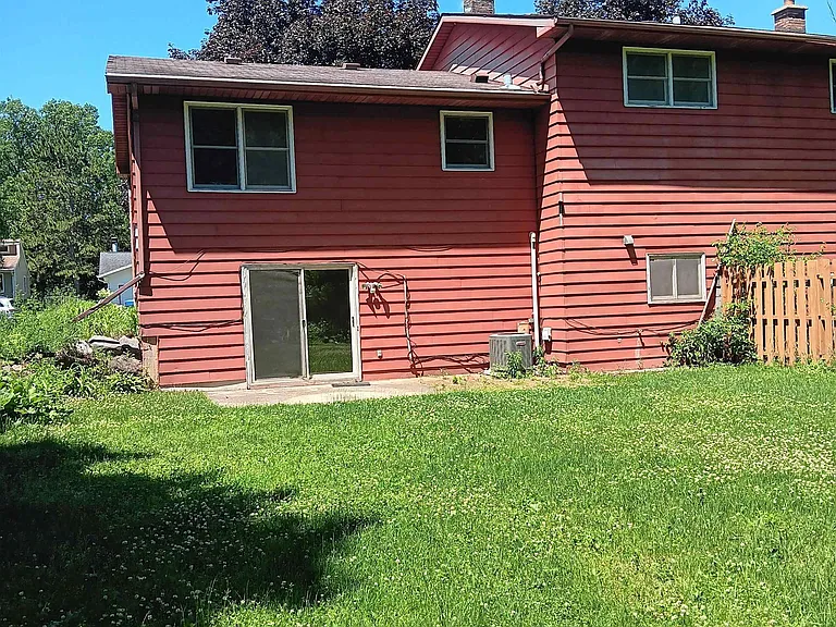 2678 Richardson St — Photo 28