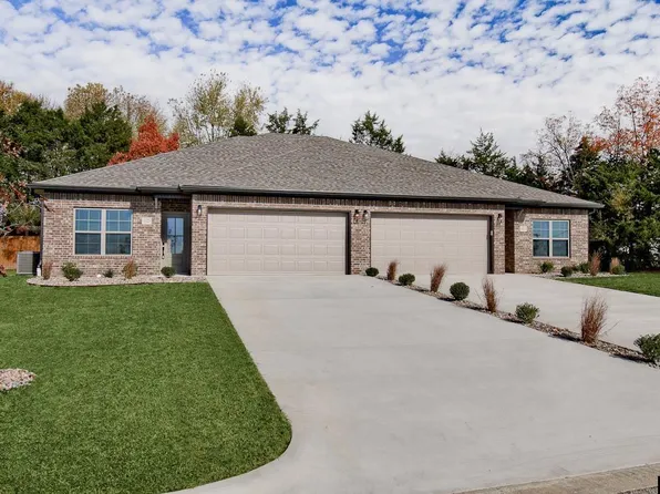 1023 Nottington St, Mountain Home, AR 72653