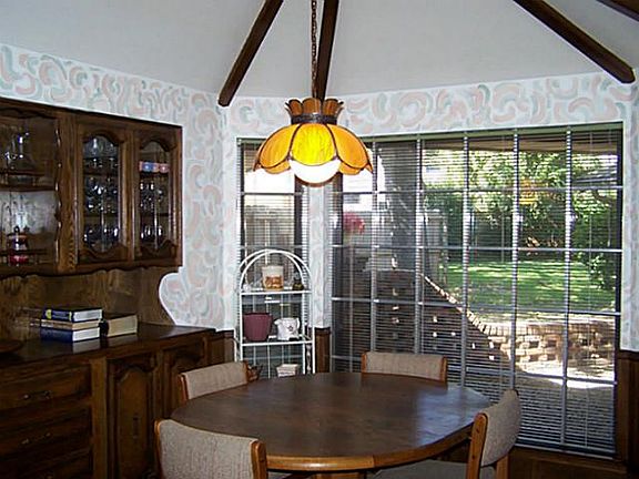 4th image of 1816 Hillvalley Dr