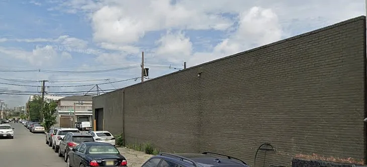 1 bed, 5000 sqft, $7,500 — Photo 4